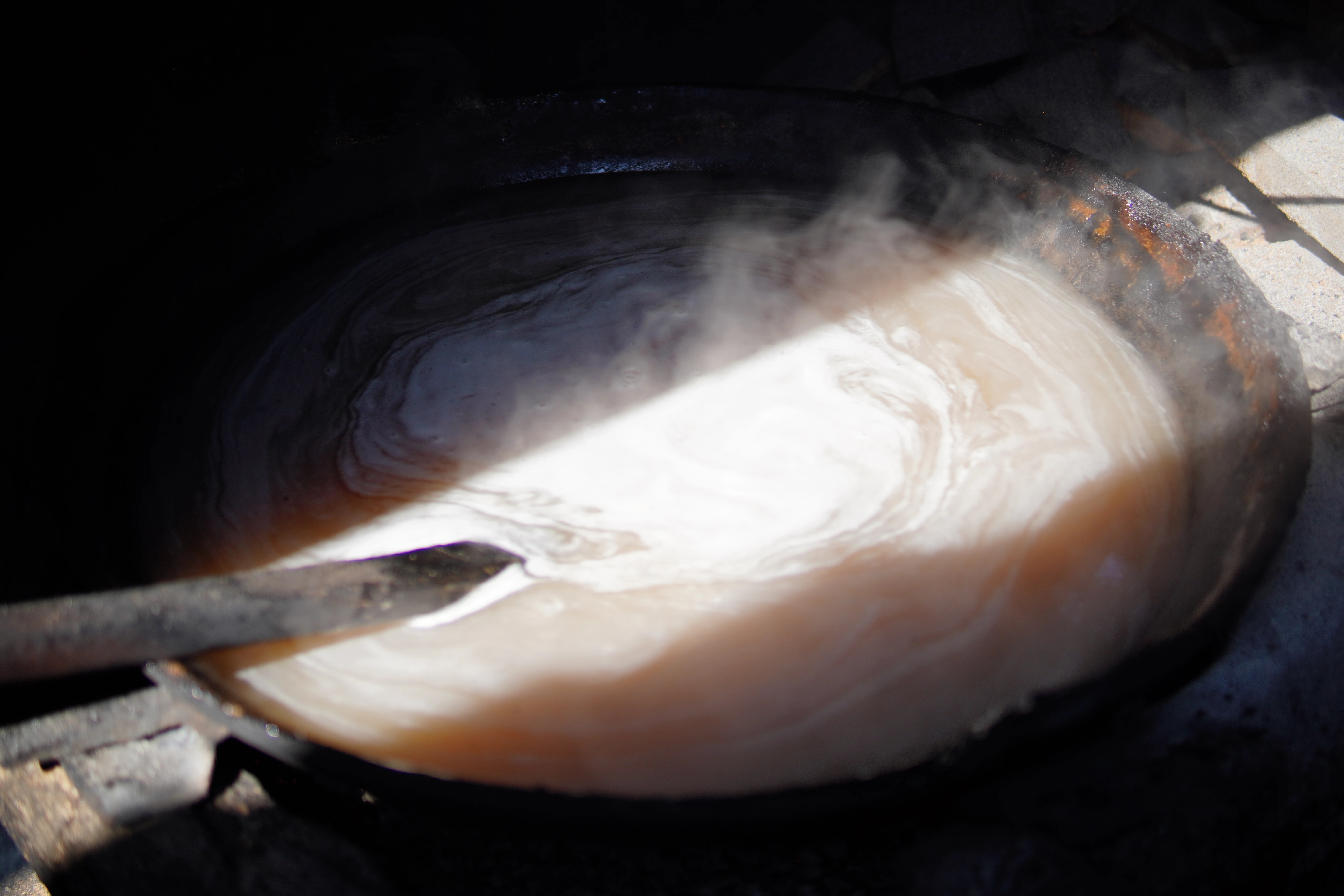 Heating the coconut nira